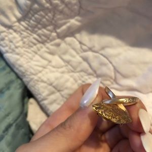 Kendra Scott ring